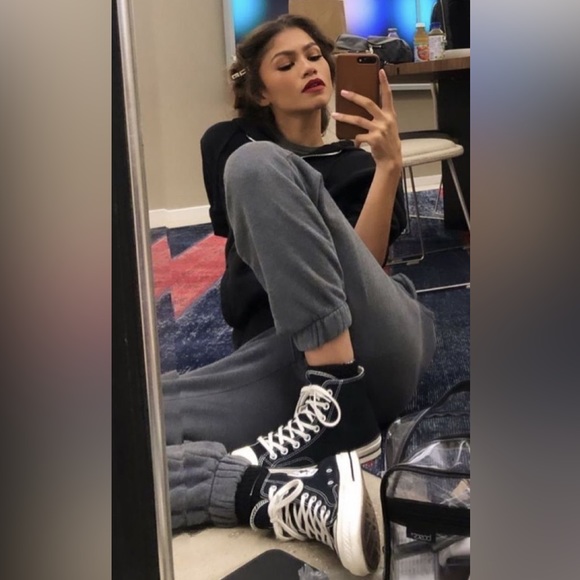 Converse all star, high-tops simple yet classic !! - Picture 7 of 8